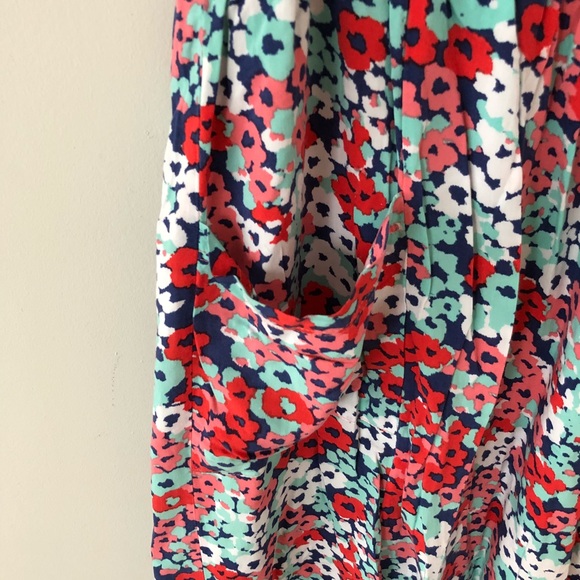 Patterned Dress - Picture 2 of 4